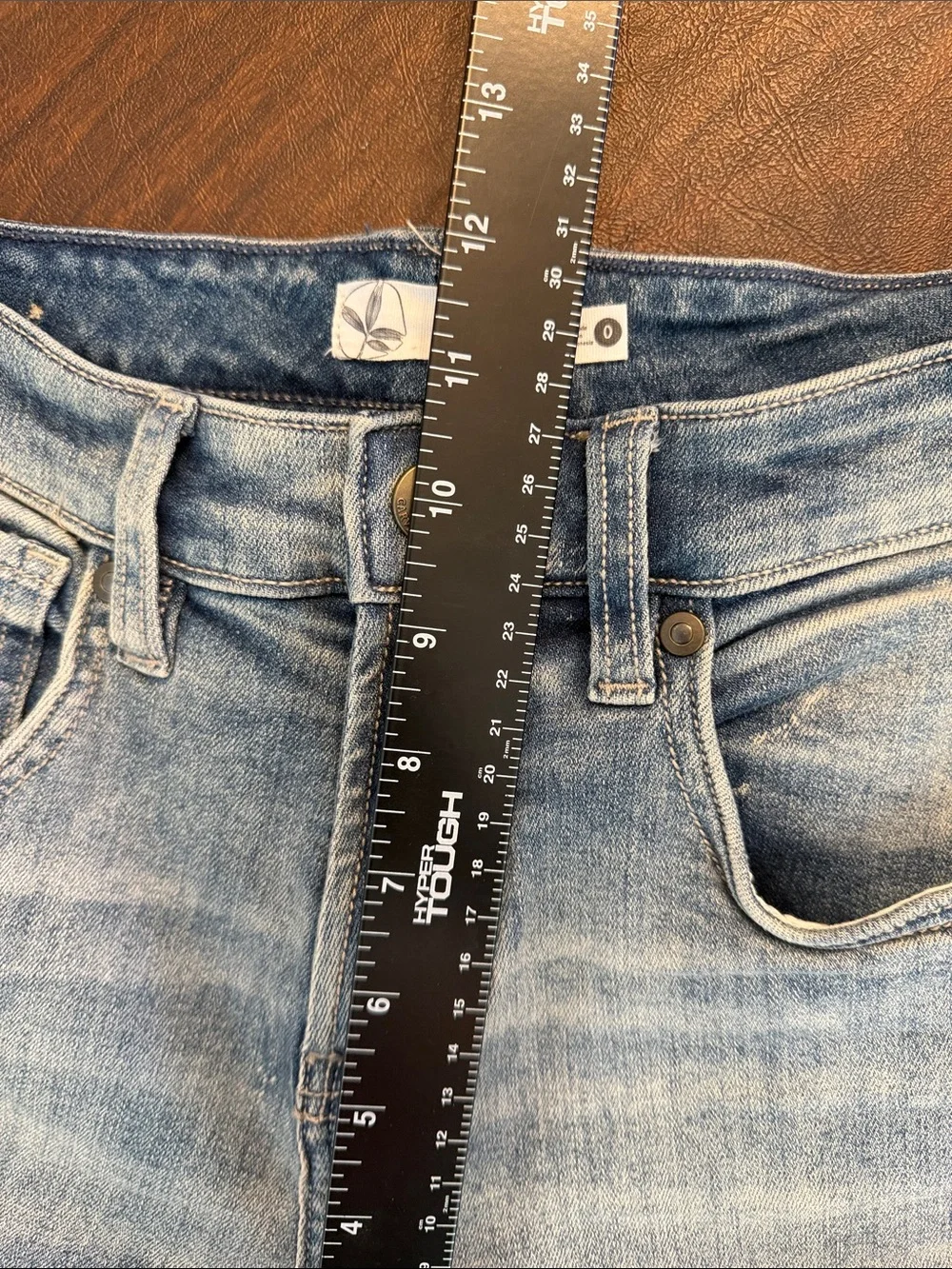 Carve Designs Carson High Rise Wide Hem Cropped Jeans